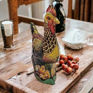 Vintage Tin Litho Wind Up Hen Clucking Cackling Chicken Rooster Toy